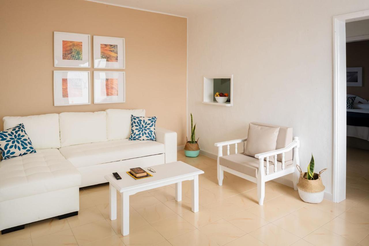 Bungalows Delmar Natur Charco del Palo Exterior photo
